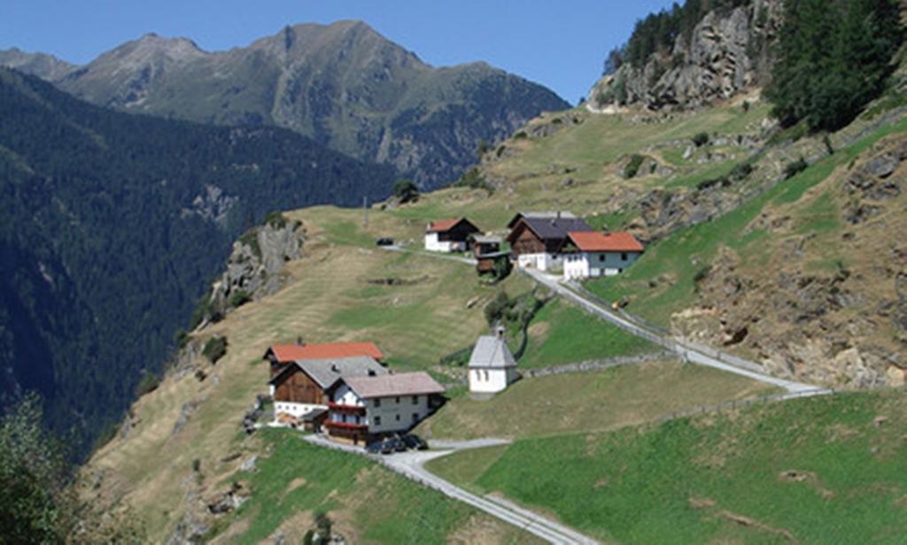 Haus Romantika Hotel Umhausen Exterior foto